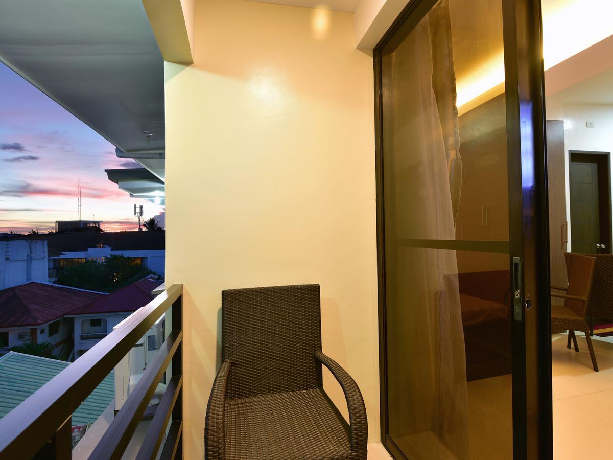 Anahaw Apartments Whitebeach Manoc-Manoc Екстериор снимка