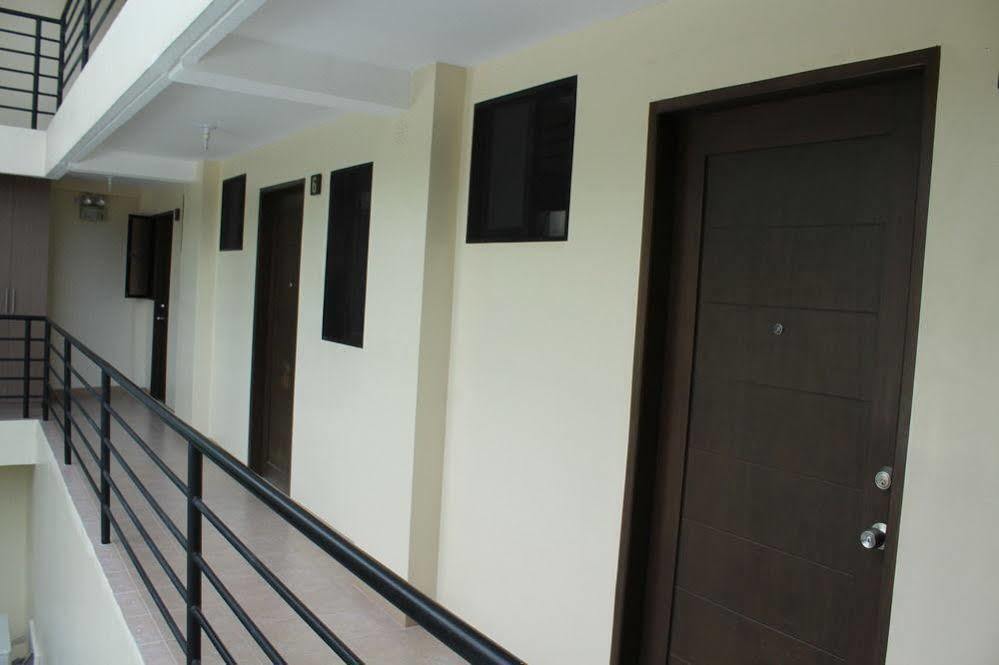 Anahaw Apartments Whitebeach Manoc-Manoc Екстериор снимка