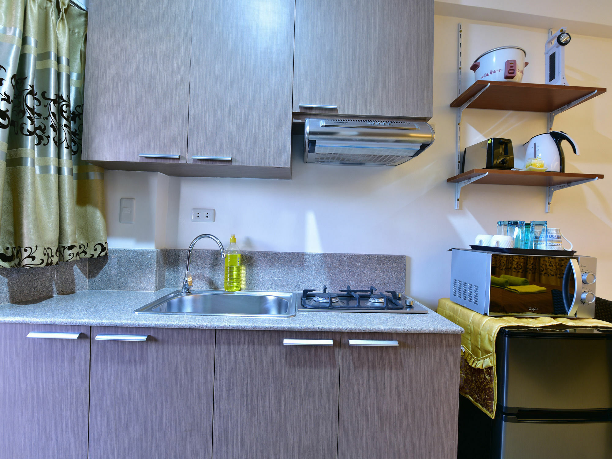 Anahaw Apartments Whitebeach Manoc-Manoc Екстериор снимка